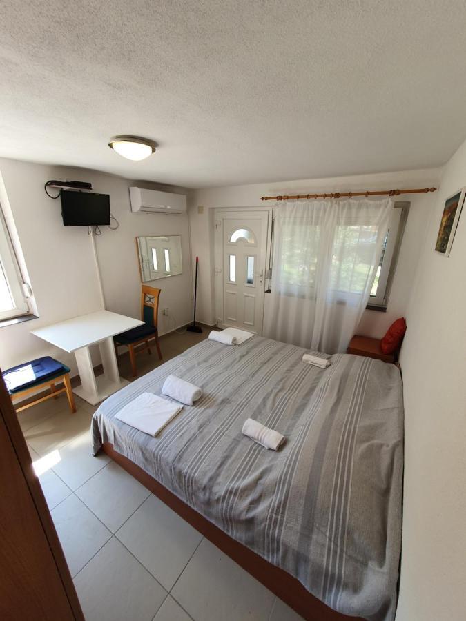 Apartments Dario Rovanjska Luaran gambar