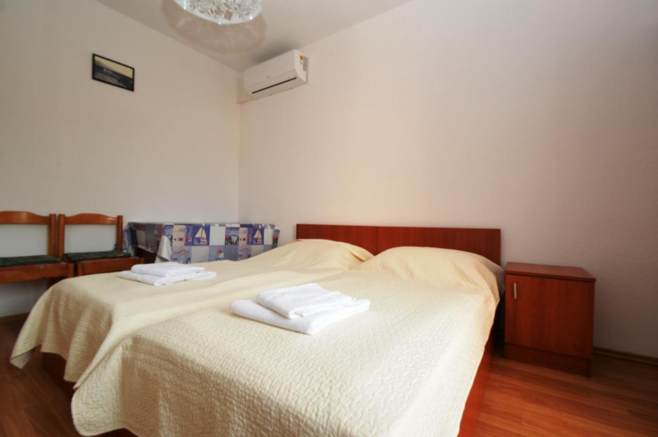 Apartments Dario Rovanjska Luaran gambar